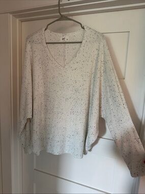Maurices Cream Speckled V-Neck Sweater